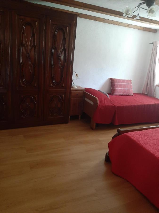 Casa Elena Apartment นุส ภายนอก รูปภาพ